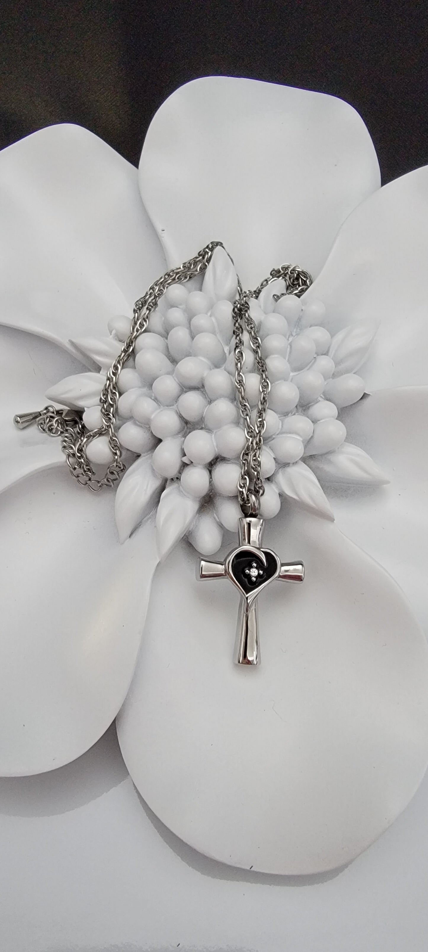 Cremation Urn Cross for ashes with Heart and Cubic Zirconia Inlay