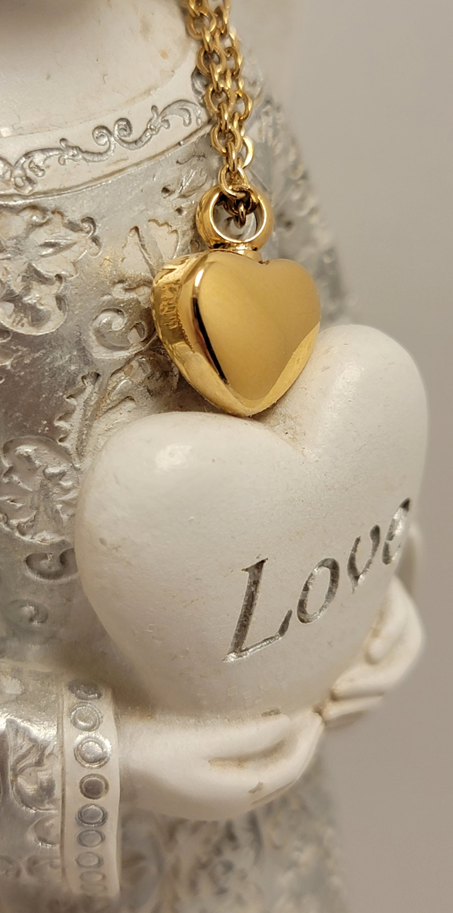 Minimalist Heart Cremation Urn Necklace for ashes