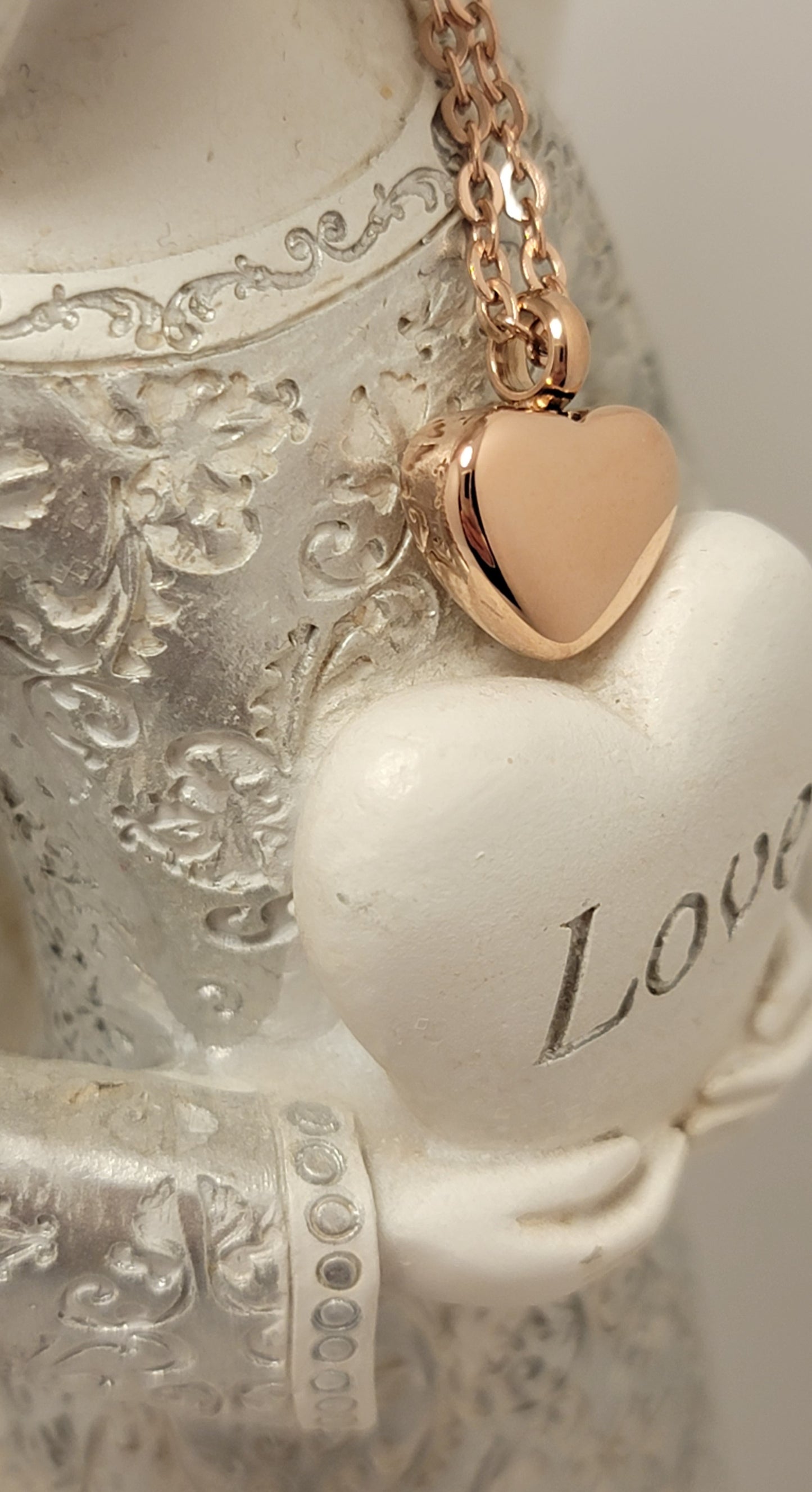 Minimalist Heart Cremation Urn Necklace for ashes