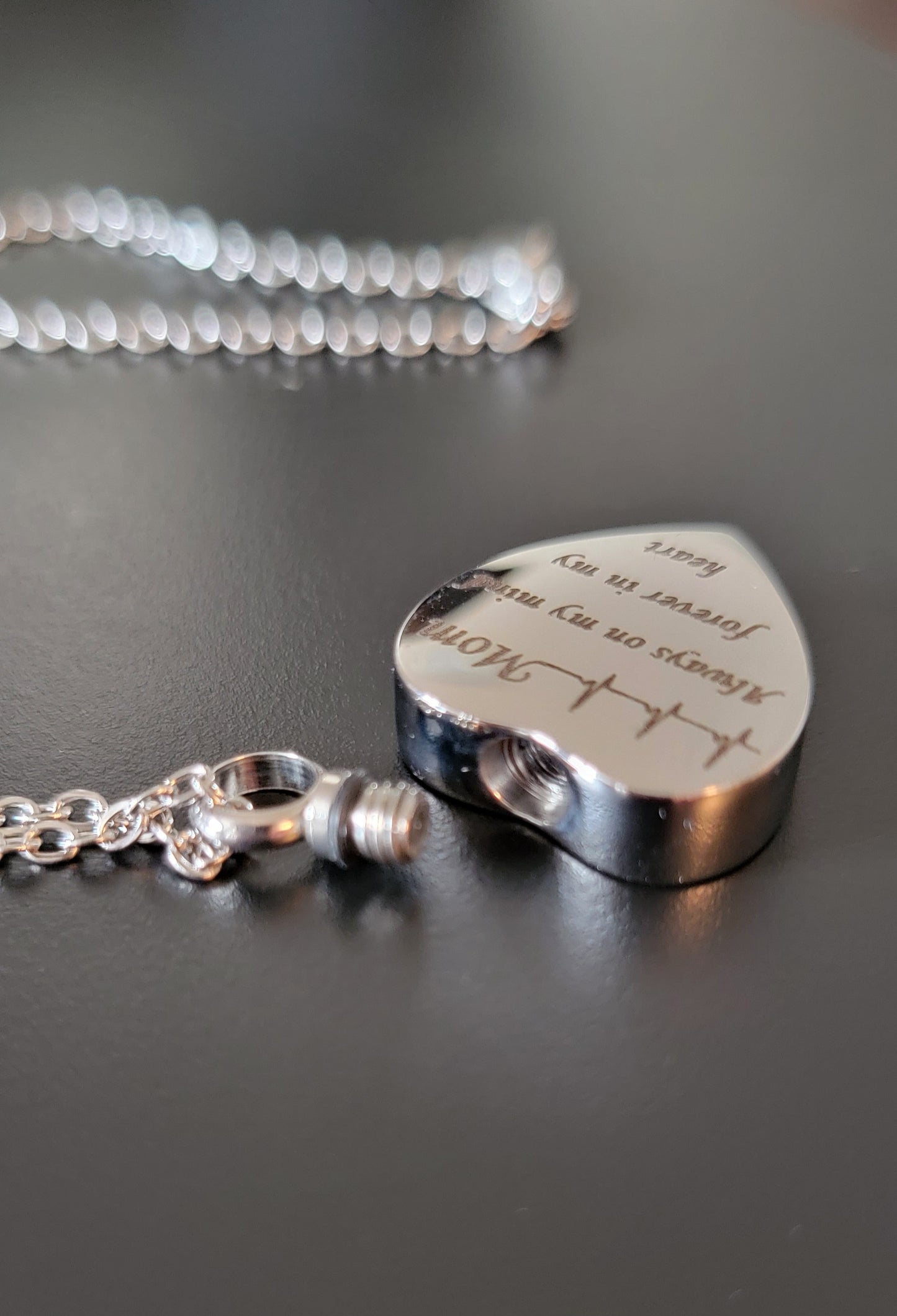 "Mom" Cremation Urn Heart Necklace for ashes with heartbeat