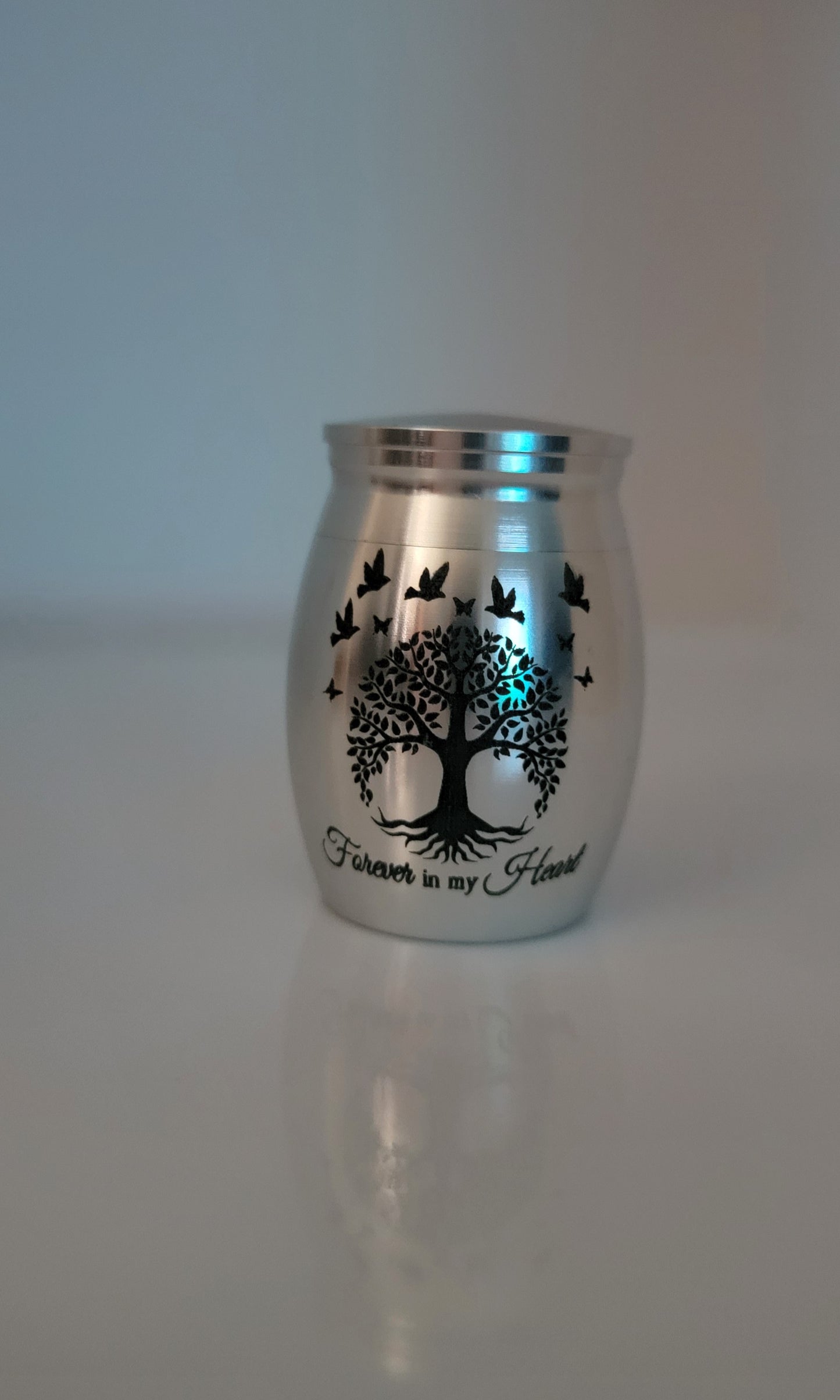 Mini Cremation Urn for Pets or Loved Ones