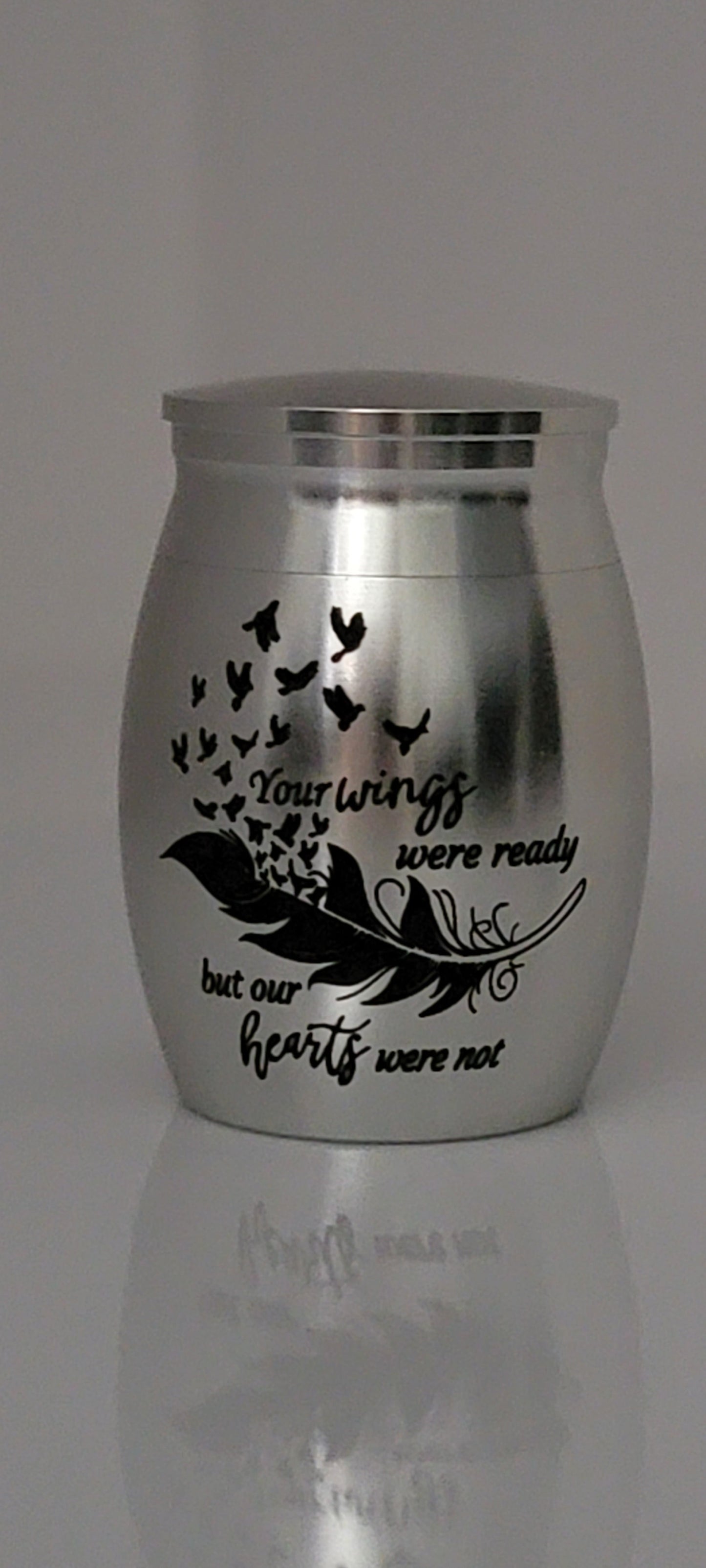 Mini Cremation Urn for Pets or Loved Ones